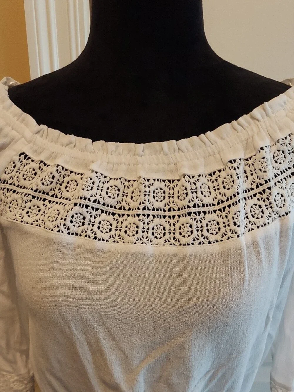 H&M White Lace-Trim Off-Shoulder Peasant Blouse